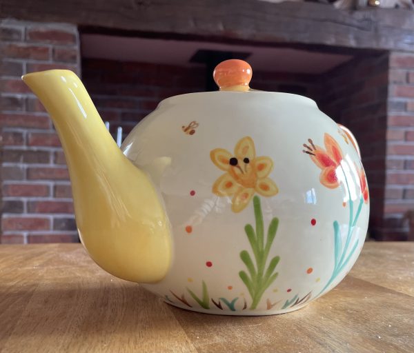 Hand Painted, Springtime, Daffodil, Tulip, Teapot, Ceramic, Pottery, Gifts for Friends and Family - Image 3